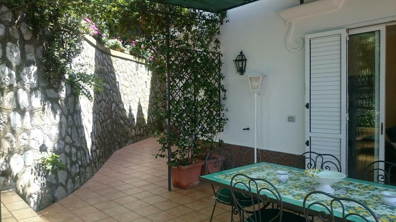 Villa L'Ulivina Sorrento Buitenkant foto