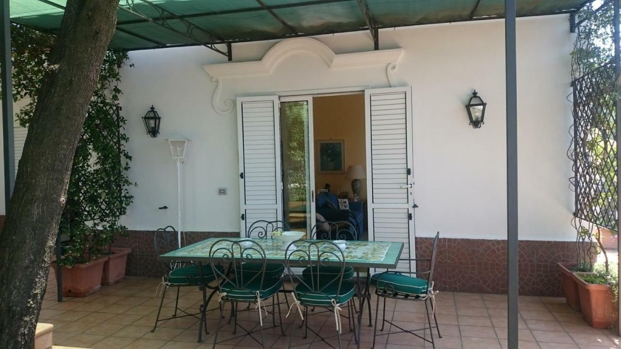 Villa L'Ulivina Sorrento Buitenkant foto
